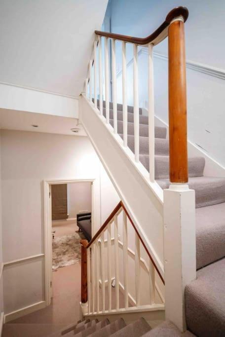 Spacious And Cosy 3Brs 5F House In Heart Of ロンドン エクステリア 写真