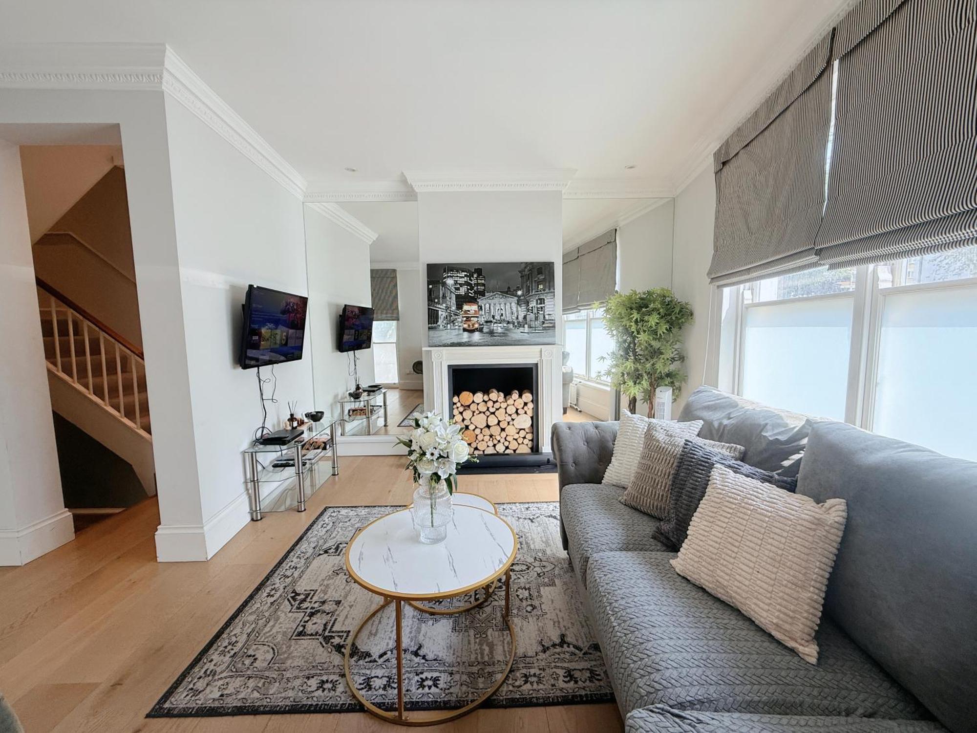 Spacious And Cosy 3Brs 5F House In Heart Of ロンドン エクステリア 写真